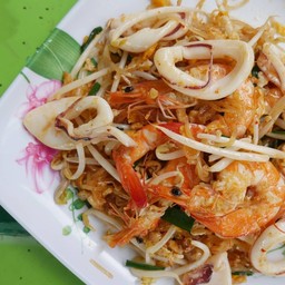 ผัดไทยทะเล