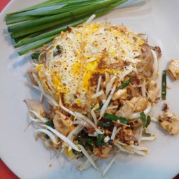 ผัดไทยกุ้งสด