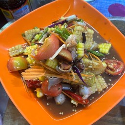 ตำรวมมิตรข้าวโพด