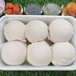 ไอศครีมกะทิสดคุณหญิง