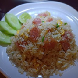 ข้าวผัดแหนม