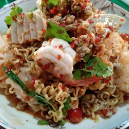 ยำมาม่า