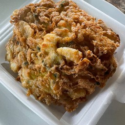 ข้าวราดไข่เจียวไข่หมึก