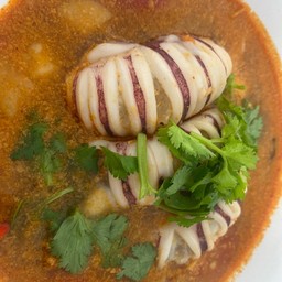 ต้มยำน้ำข้นปลาหมึกไข่