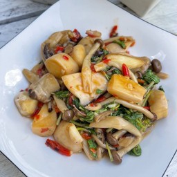 ข้าวกะเพราเห็ด