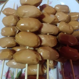 ไส้กรอกรมควัน หนังไก่กรอบ