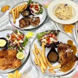 JUJU สเต็ก&คาเฟ่