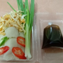 ข้าวต้มปลากะพง / ต้มยำรสเด็ด &สลัดโรล