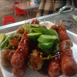 ลูกชิ้นแดง