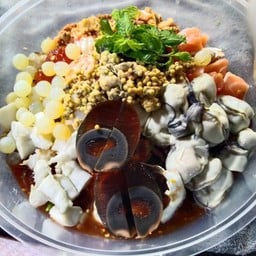 ยำเหลารวม