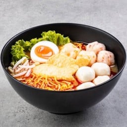 ต้มยำลูกชิ้นปลา