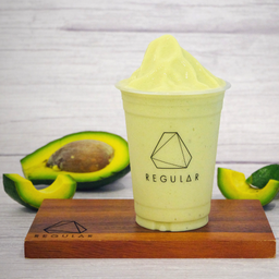 อโวคาโด้น้ำผึ้งนมสดปั่น