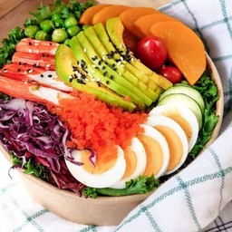 สลัดผักอุ่นใจ