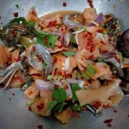 ยำแหลก แอมมี่