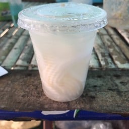 เจ๊วุ้น น้ำมะพร้าวสดซอย7