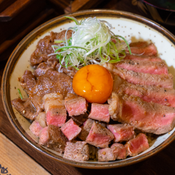 E12 ข้าวหน้า 3 เนื้อ