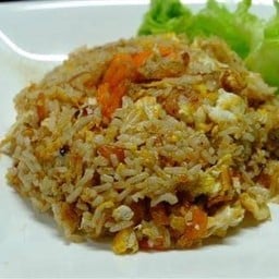 ข้าวผัดเครื่องแกง
