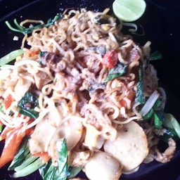 ร้านครัวพันล้าน,,,เรินนายหัวบอล