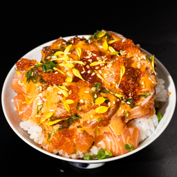 F5 แซลมอนสไปซี่ อิกุระ ด้ง