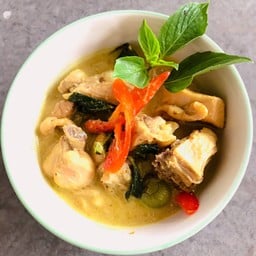เเกงเขียวหวานไก่