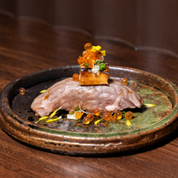 A19 ซูชิเนื้อย่างฟัวกราส์