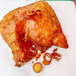 ไก่ทอดหาดใหญ่ (เจ็ดยอดพลาซ่า)