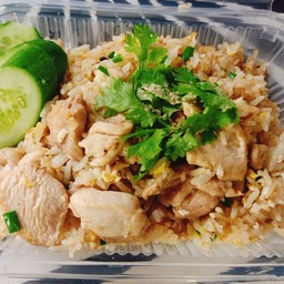 ข้าวผัดไก่