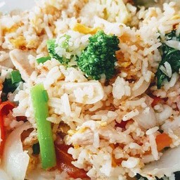 ข้าวผัดไก่