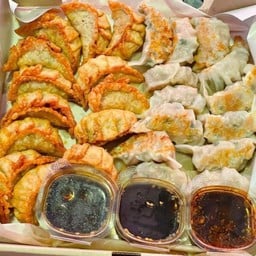 เกี๊ยวซ่าอินดี้ By โบนัส
