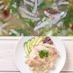 ข้าวมันไก่ต้ม+ซุปเปอร์ขาไก่