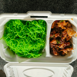 หมีหยกหน้าหน้าซอสแจ่ว