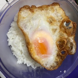 กะเพราโครตแซ่บ!! สาขาแรก