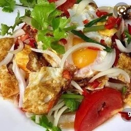 ยำไข่ดาว