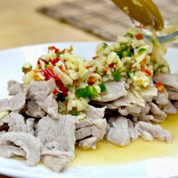 หมูนุ่มราดน้ำจิ้มซีฟู้ด