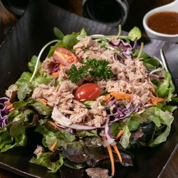 ทูน่าสลัด   ( tuna salad )