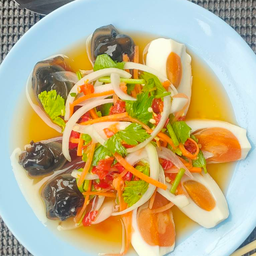 ยำสองสหาย