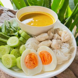 ลองแลตะ ขนมจีนน้ำยาใต้