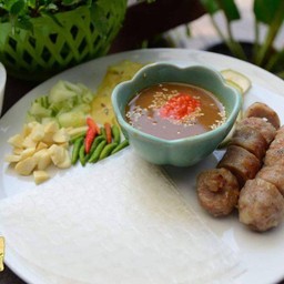 แหนมเนือง