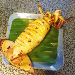 หมึกไข่สดย่างไซส์ 30