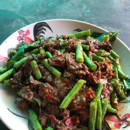 พริกแกงเนื้อ