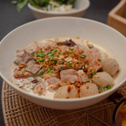 ก๋วยเตี๋ยวต้มยำน้ำข้นหมู