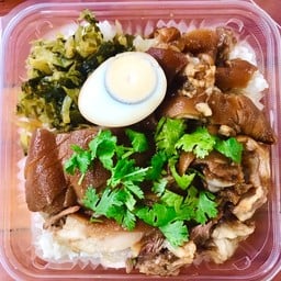 ข้าว 2 ใจ ขาหมู + คากิ