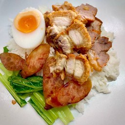 ข้าวหมูแดงหมูกรอบ