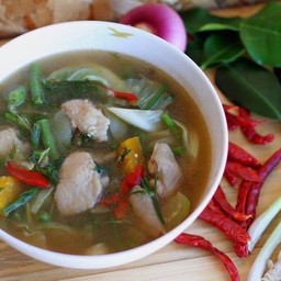 เฮือนส้มตำ By ประลอง