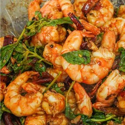 ผัดกระเพรากุ้ง