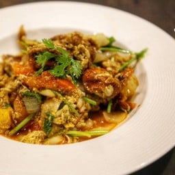 ผัดผงกระหรี่ทะเล