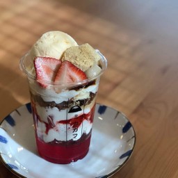 Parfait Strawberry