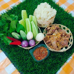 ชุดอิ่ม 1 ( หมูทอด + ปลาร้า + ข้าวเหนียว + ผัก )