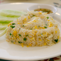 ข้าวผัดไก่
