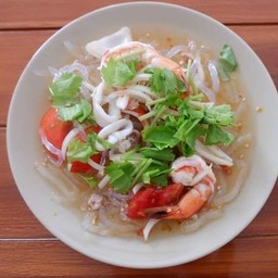 ยำเส้นแก้วทะเล